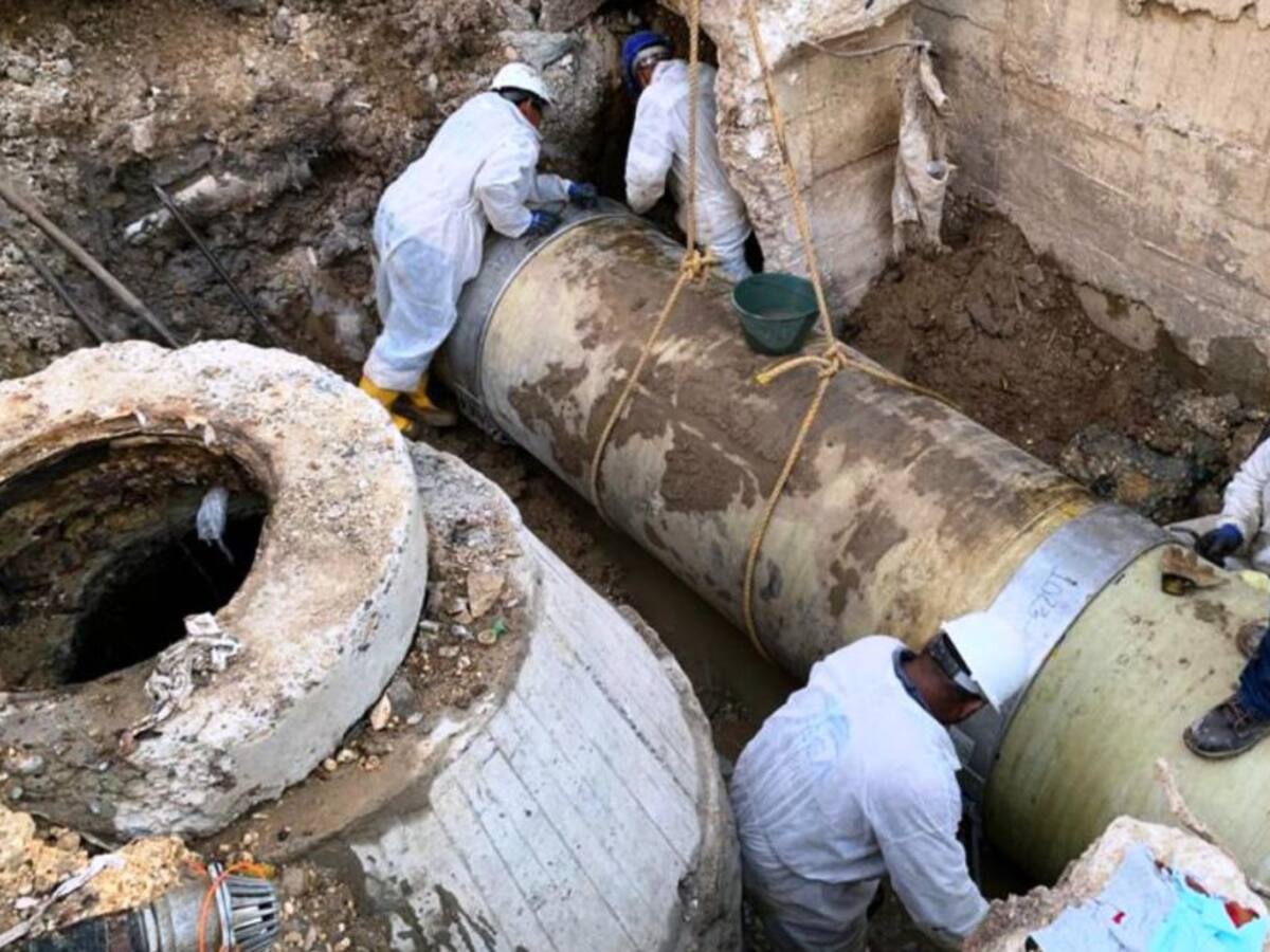En tiempo récord Acuacar repara daño de tubería de agua cruda