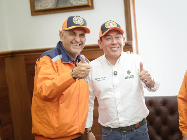 El gobernador Carlos Amaya Rodríguez se reunió con el director de la Defensa Civil Colombiana, mayor general en retiro Jorge Humberto Jerez Cuéllar / Foto: Prensa Gobernación de Boyacá.