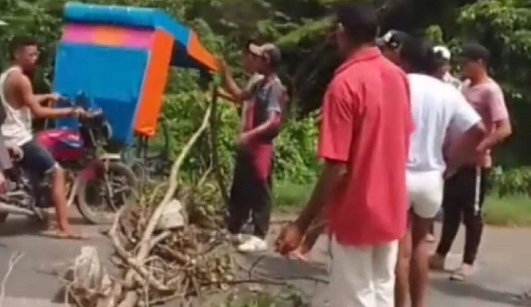 Bloqueo en la vía Oriental