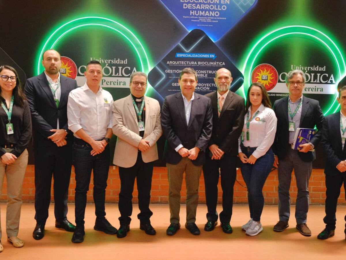 Ministro TIC, Mauricio Lizcano, anunció inversión de $12 mil millones para Risaralda