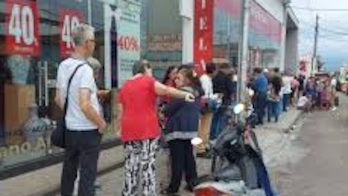 Llega a Neiva feria de servicio para usuarios de telefonía celular