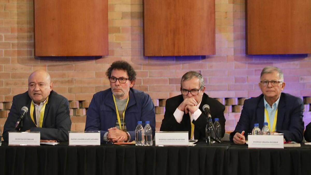 Antiguo secretariado de las Farc renuncia ante la JEP a la presunción de inocencia