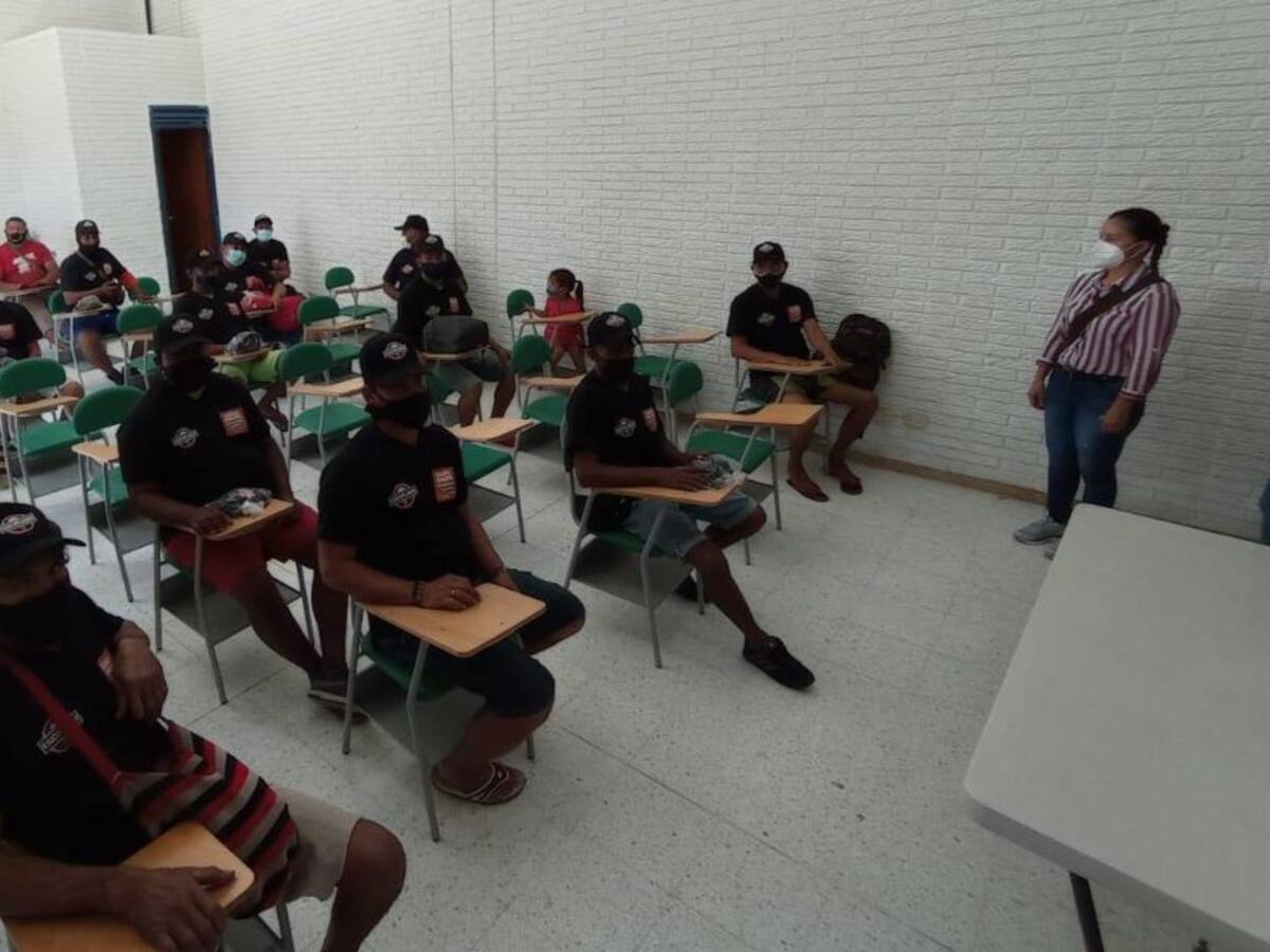 Mercado Público formalizó la primera Asociación de Coteros
