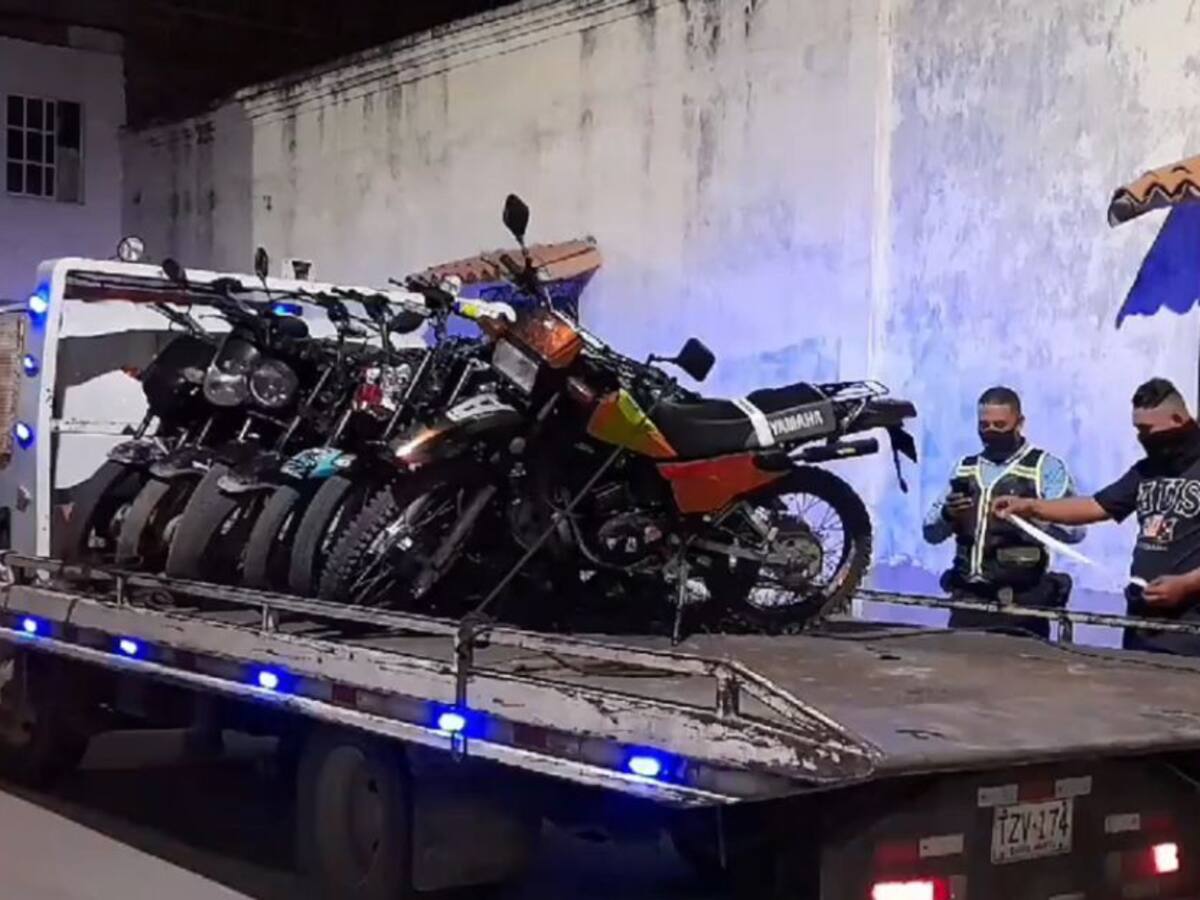 En Santa Marta frenan a 50 motociclistas por participar en piques ilegales