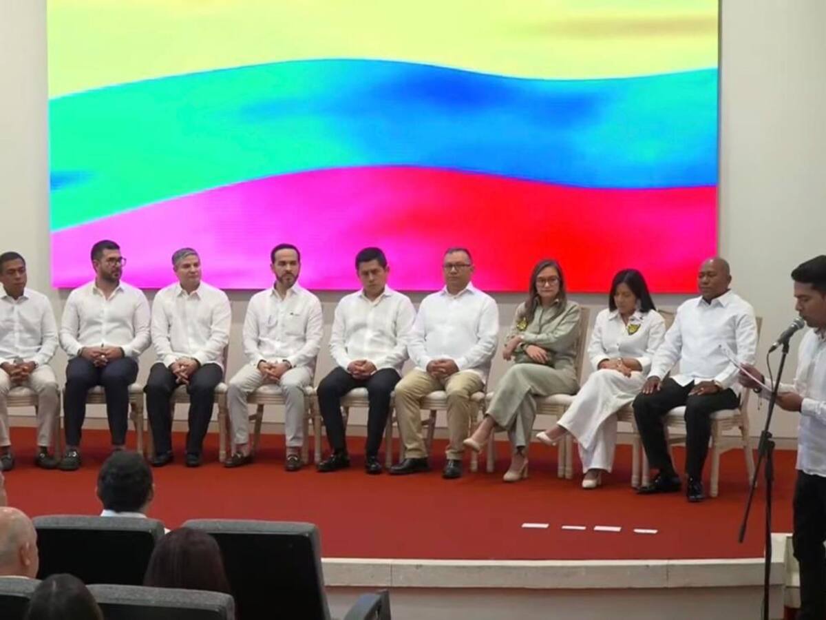 “Intentaron alterar la voluntad popular”: De la Espriella cuestiona al gobierno pasado