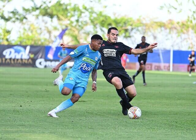 Empate agónico sobre el final del partido