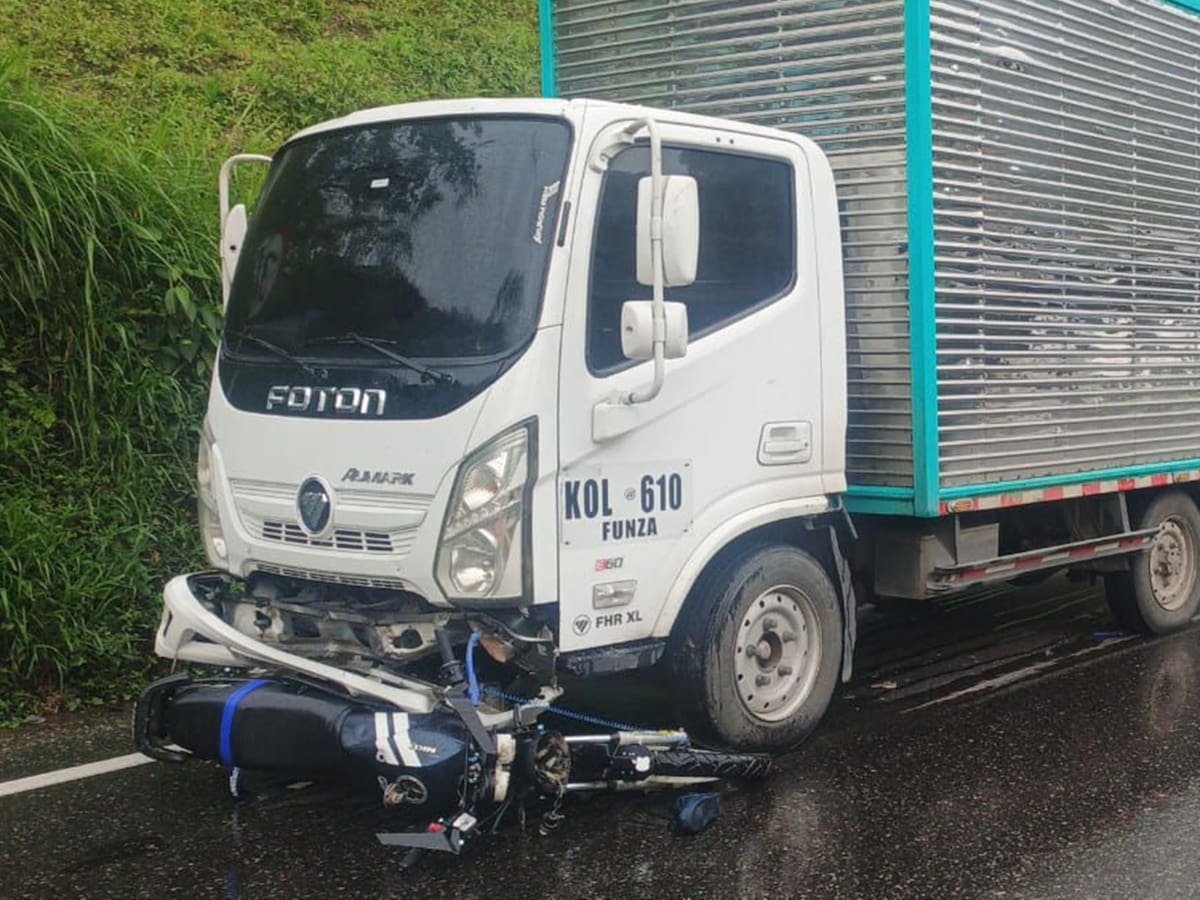 Un muerto y un herido deja accidente de tránsito en la vía Ibagué – Cajamarca