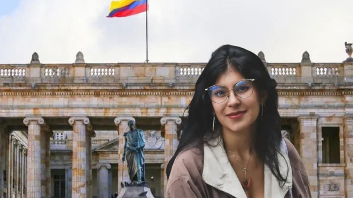 Habla la periodista a quien le cayó encima una ventana del Congreso: “recibí el golpe en la cabeza”