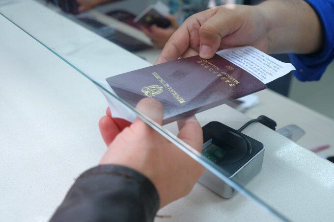 Expedición de pasaportes en Santander