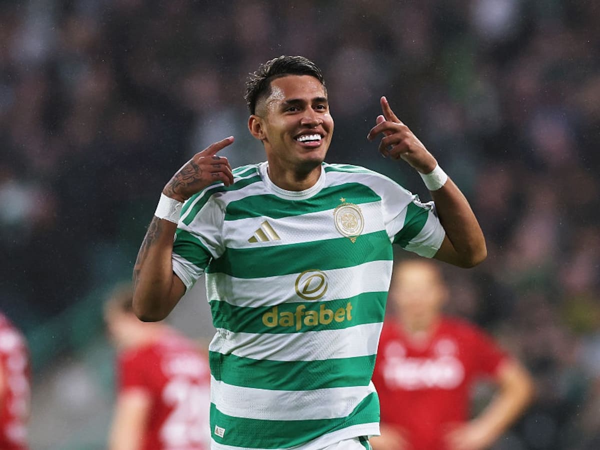 Camilo Durán la sigue rompiendo en Escocia: así fue su nuevo golazo en victoria del Celtic