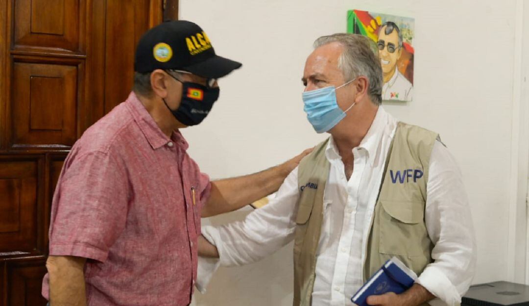 Dentro de las estrategias se encuentra un programa de transferencias monetarias para tres mil personas