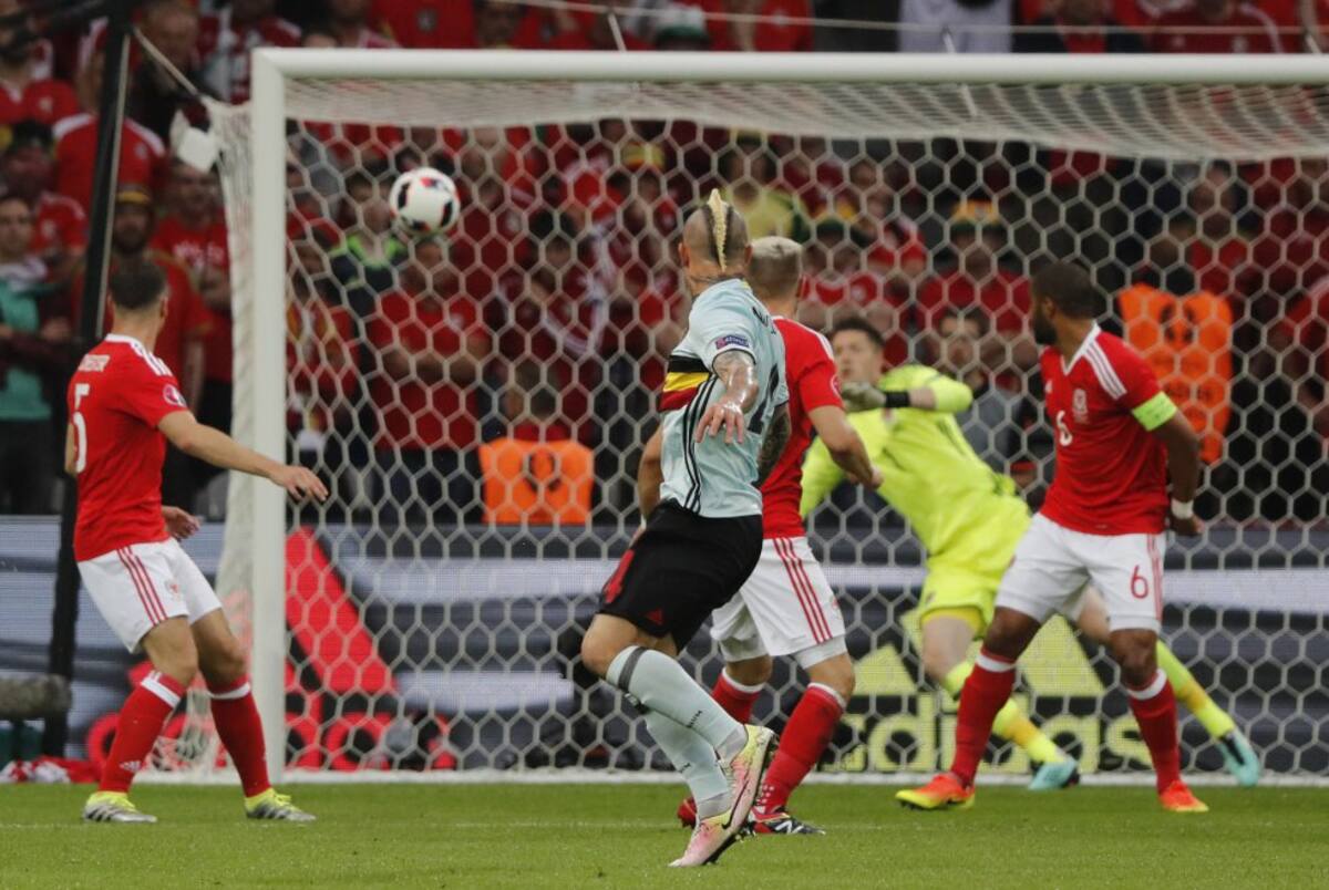 El momento del gol de Nainggolan que ponía en ventaja a Bélgica