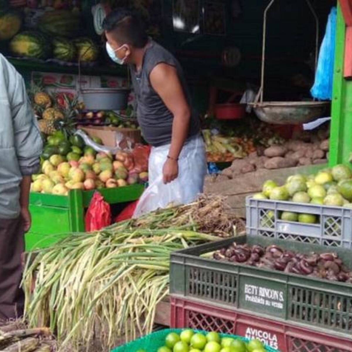 Alza de precios en central mayorista de Armenia disminuye ventas en 50%