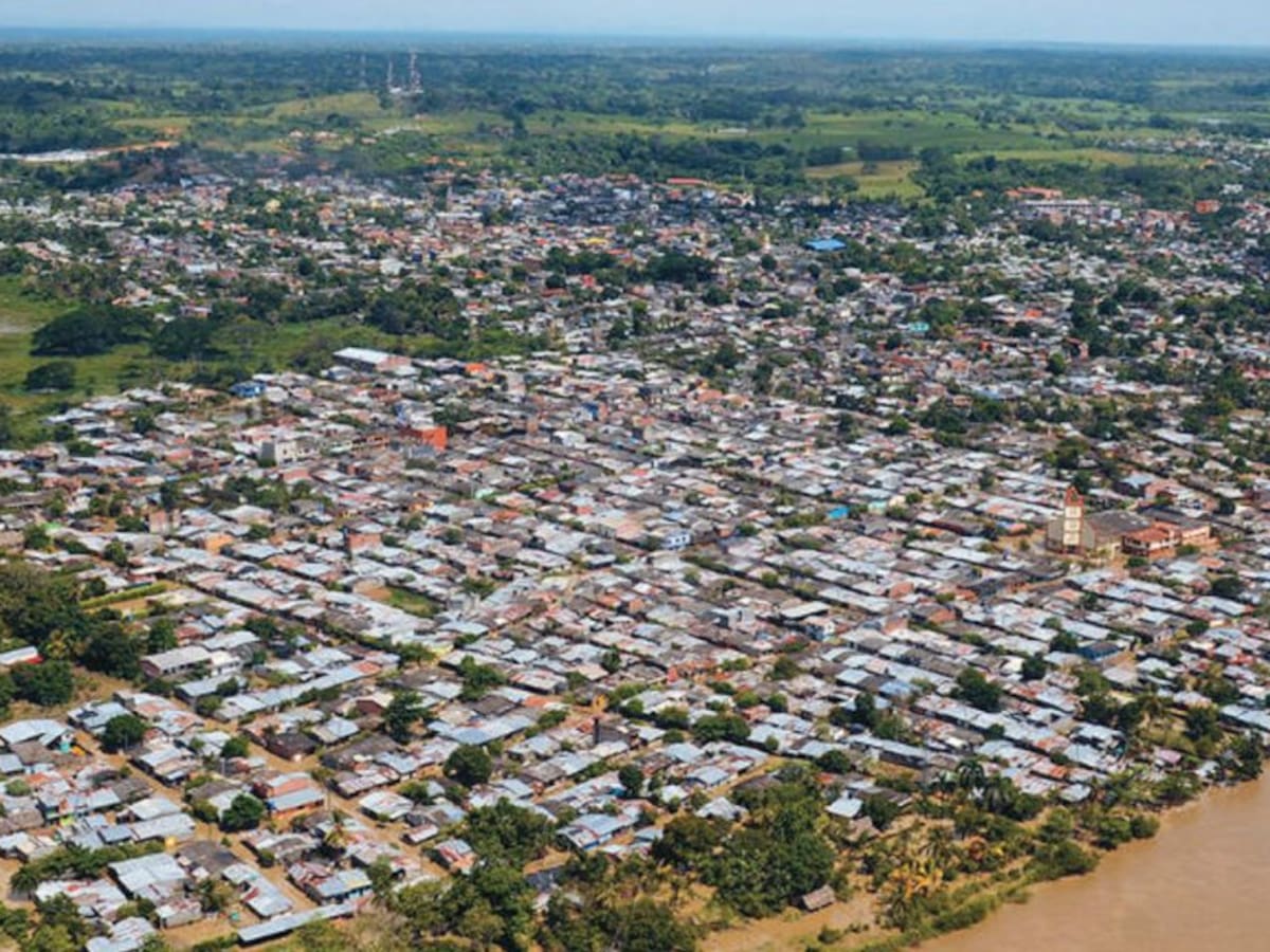 Las crecientes súbitas tienen a más de mil familias afectadas en Nechí