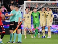 Tabla de posiciones de LaLiga: ¿Qué resultado del Real Madrid necesita Barcelona para ser campeón? (Photo by Cesar Ortiz Gonzalez/Soccrates/Getty Images)