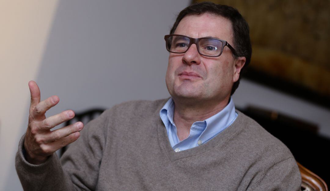 El expresidente de la ANI, Luis Fernando Andrade enfrenta un proceso disciplinario por presuntas irregularidades en contratos de la Ruta del Sol 