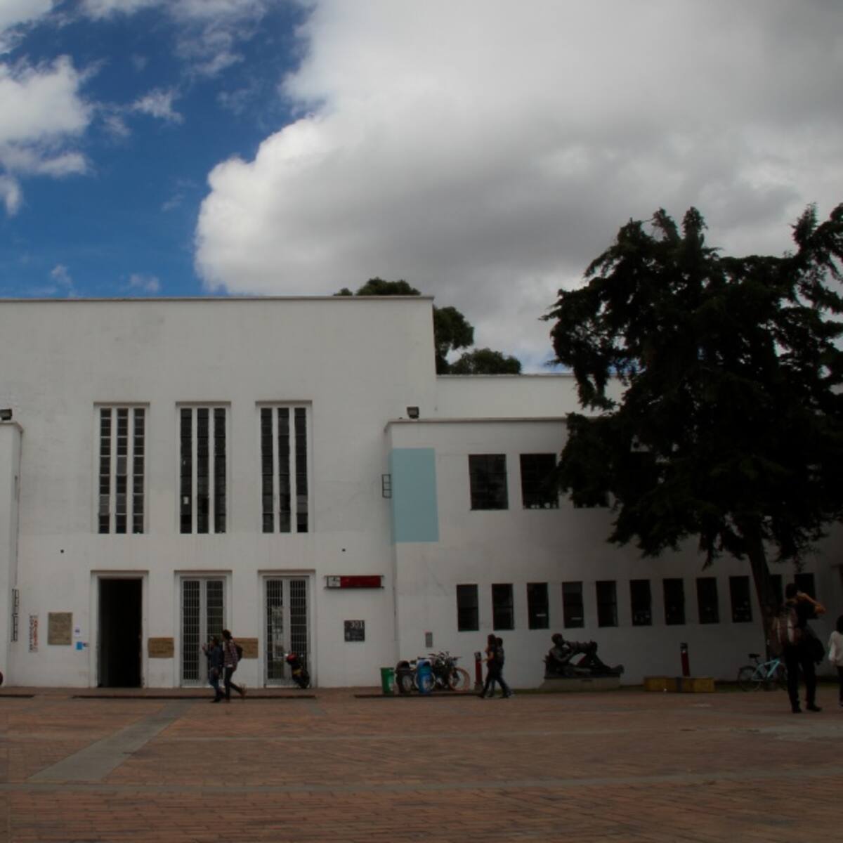 Suspenden calendario académico de sedes de Universidad Nacional