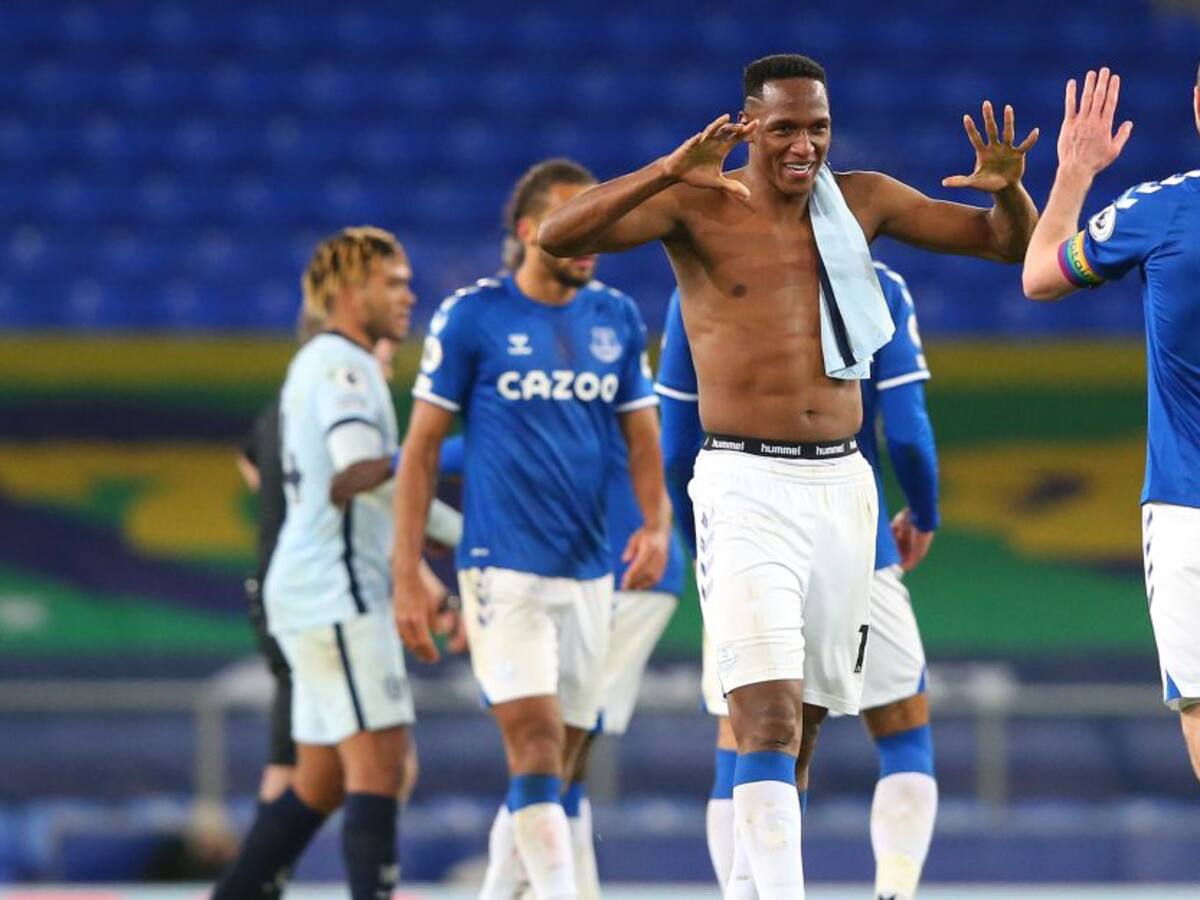 Everton, sin James y con Mina, logró un triunfazo ante el Chelsea