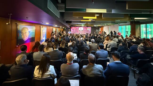 I Cumbre Bogotá Moderna