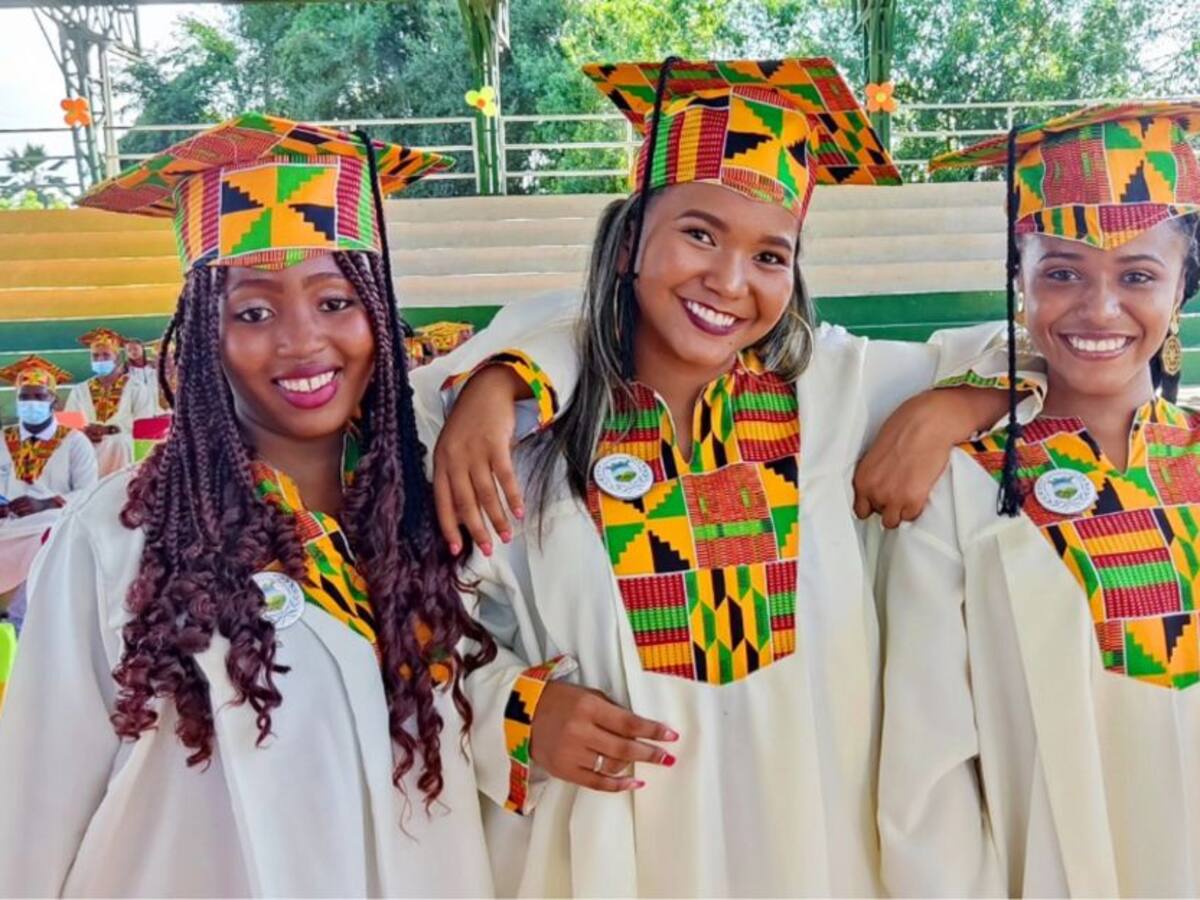 Institución etnoeducativa graduó a 100 bachilleres en María La Baja