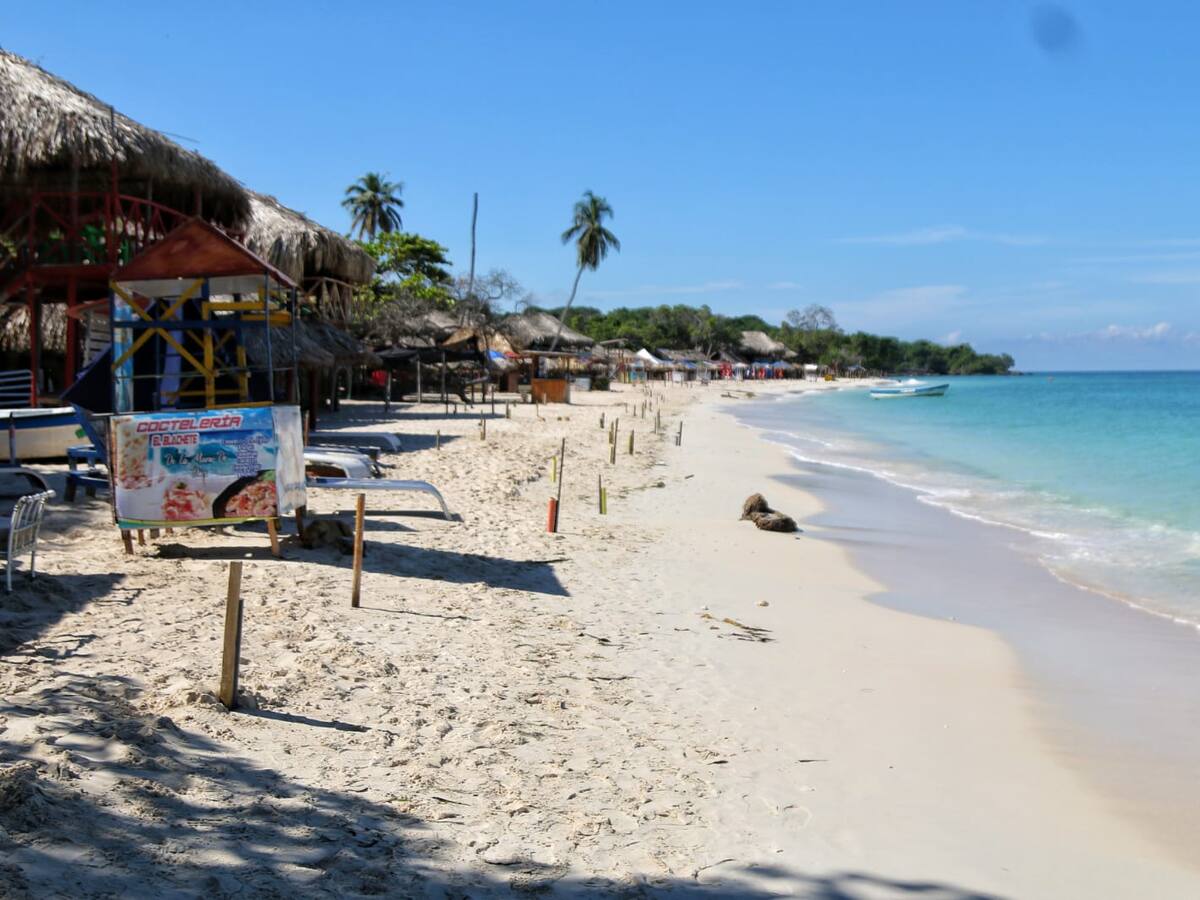 Inició primer cierre de Playa Blanca para limpieza y capacitación a servidores