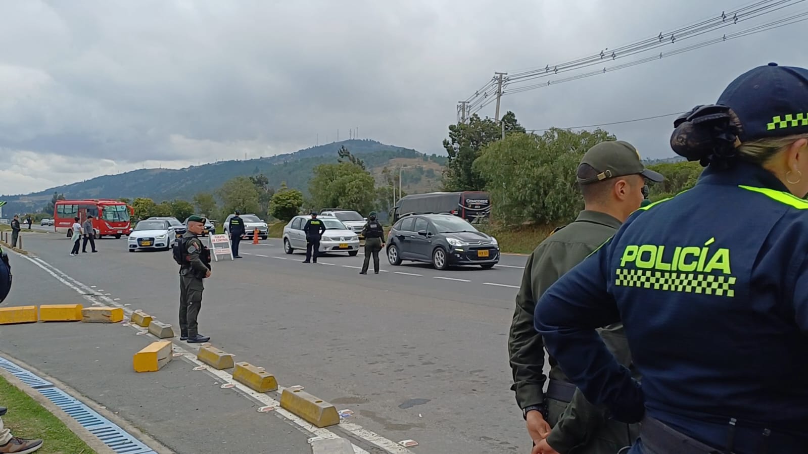Autoridades intensificaron controles: más de 450 comparendos y 104 pruebas de embriaguez realizadas