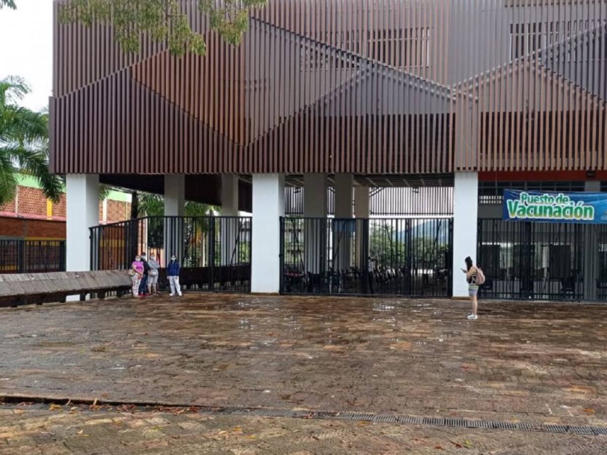 VIDEO: Se acabaron las vacunas anticovid en varios puntos de Bucaramanga