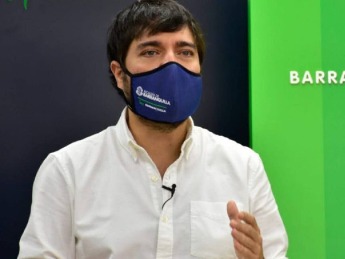 Alcalde espera "presencialidad absoluta" en colegios en el segundo semestre