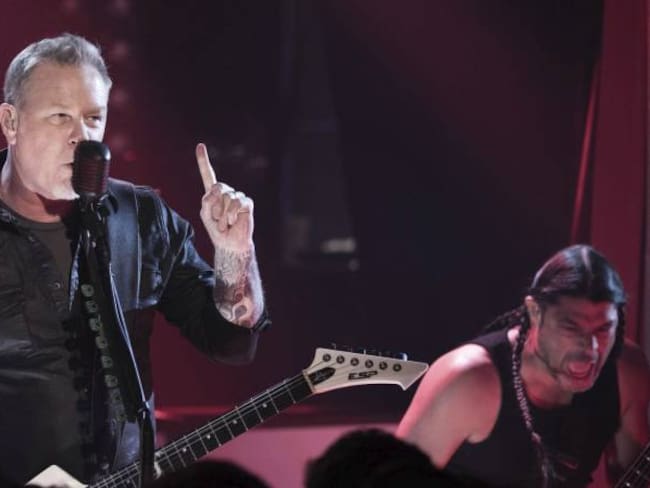 [Video] Metallica interpreta &quot;Enter Sandman&quot; con instrumentos de juguete