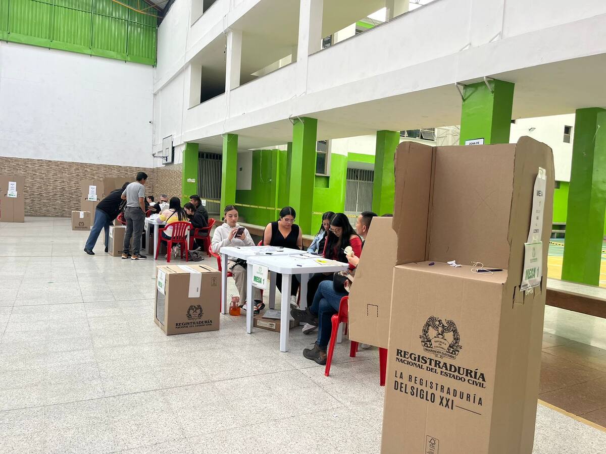 En completa normalidad avanza en Manizales la jornada de votación de la Consulta Popular