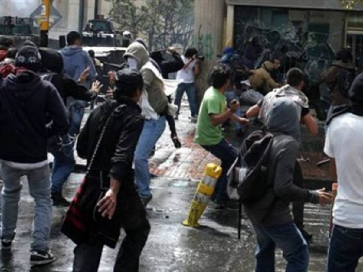 Disturbios en Caldas, Antioquia, dejan 38 personas retenidas