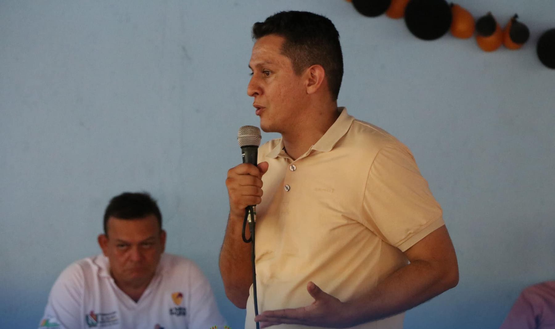 Víctor Gualtero, alcalde de Rovira, Tolima