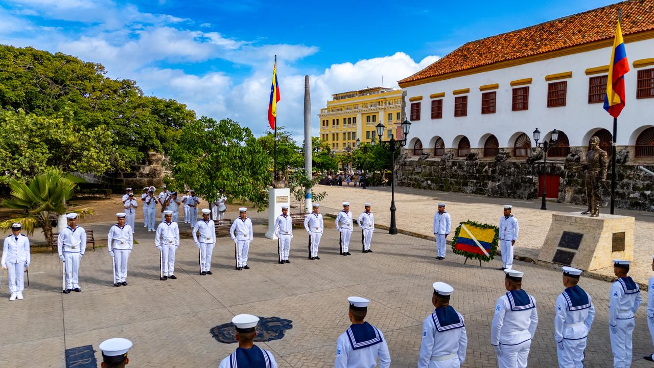 Armada de colombia  conmemora la gesta de La Noche de San Juan
