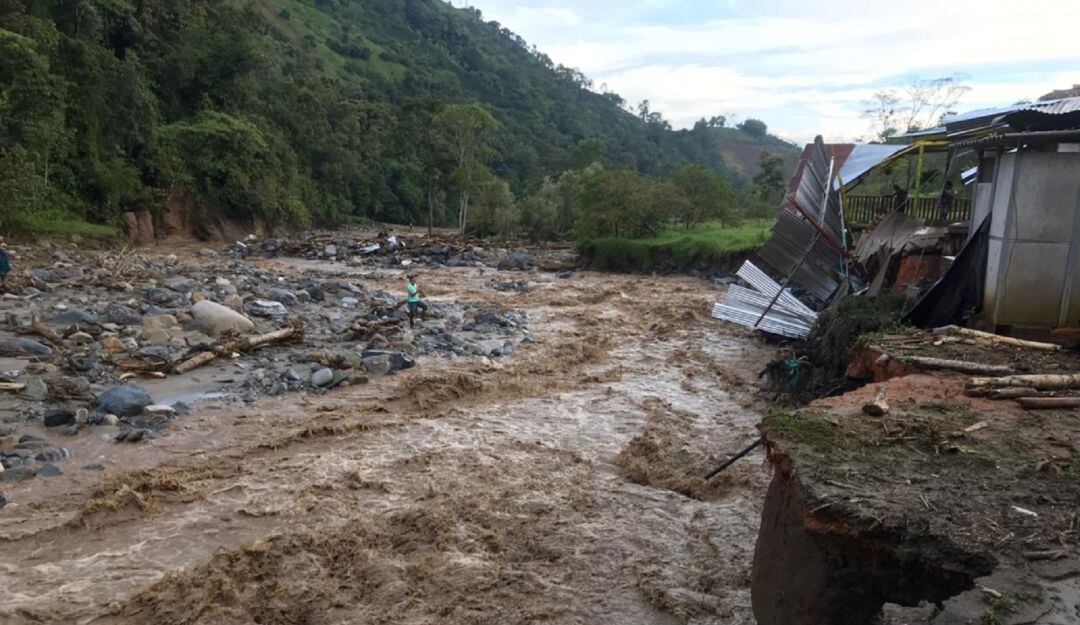 Pacientes trasladados vía aérea en zonas afectadas en el sur del Tolima