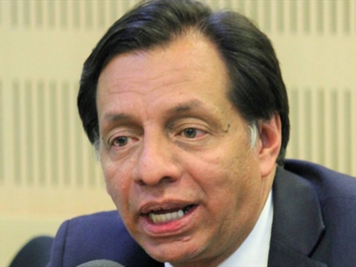 Héctor Riveros destaca que Santos le apueste a una salida institucional