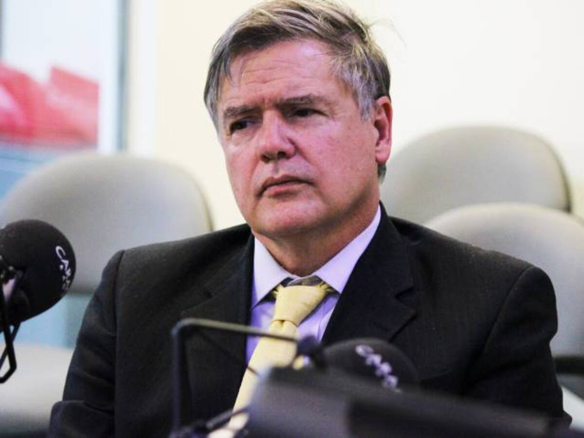 La Corte Constitucional no ha interpretado lo que piensan las mayorías: Juan Carlos Vélez 