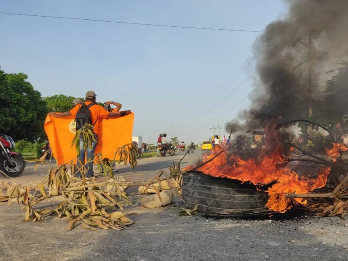 Comunidades bloquearon ingreso a Cartagena por La Cordialidad