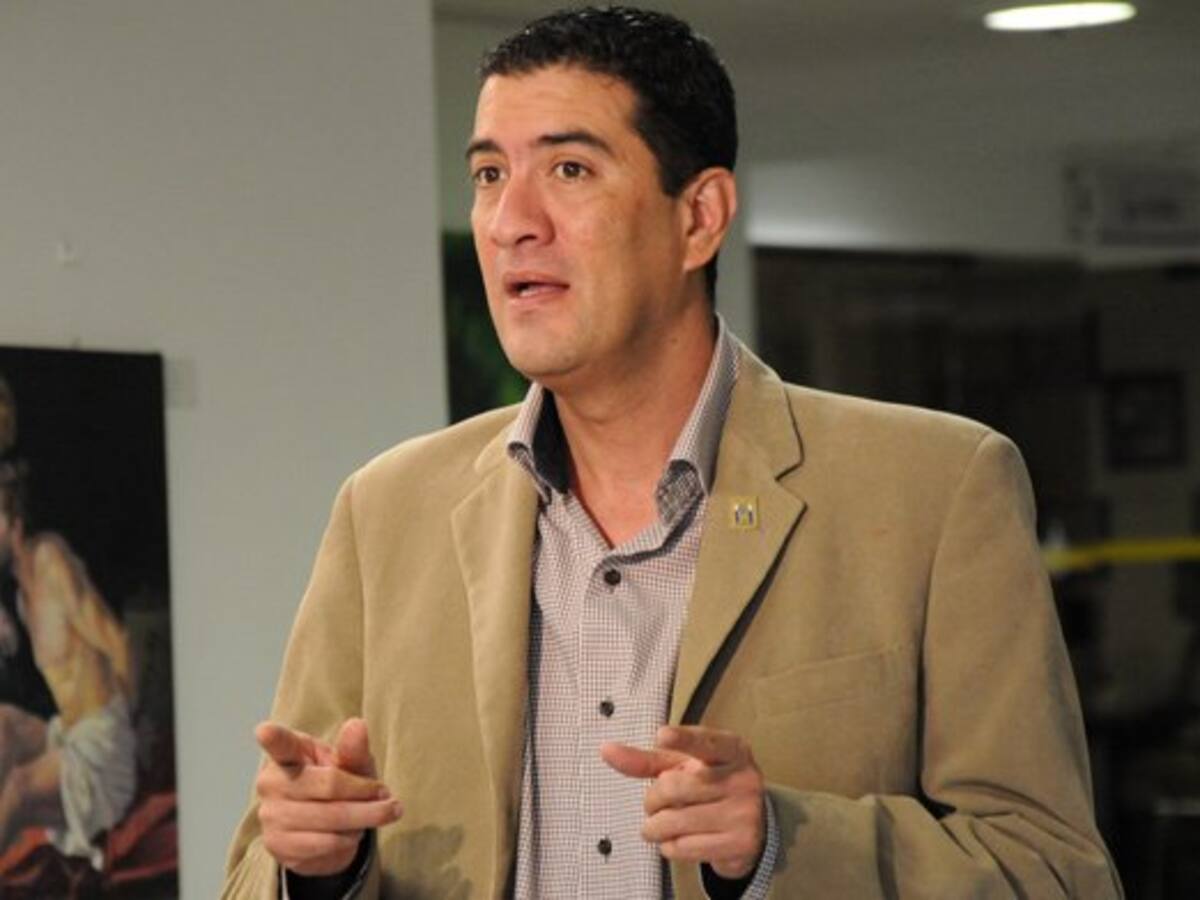 Carlos Mario Mejía se posesionó como concejal de Medellín