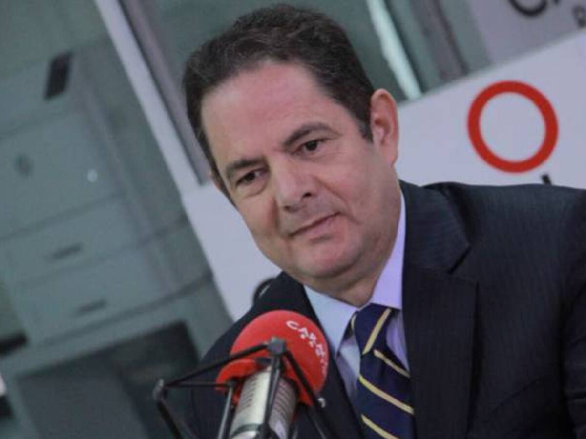 Conservadores firman acuerdo programático con Germán Vargas Lleras