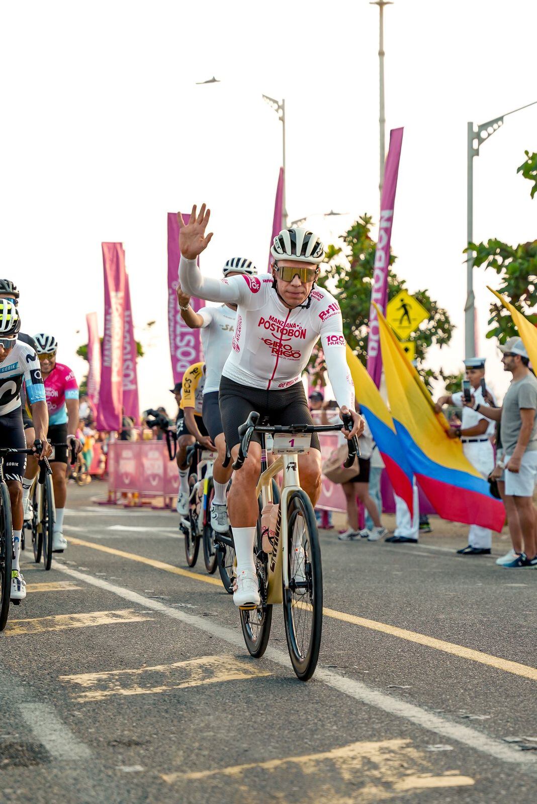 Rigoberto Urán participando en el Giro de Rigo. Foto: Alcaldía de Barranquilla.