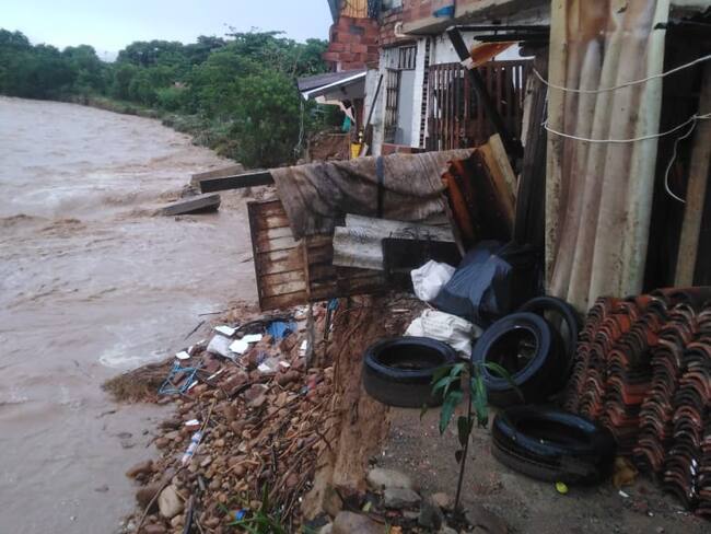 Isabel Sánchez, líder comunitaria de La Isla en Girón reporta afectaciones por aumento en el nivel del río de Oro
