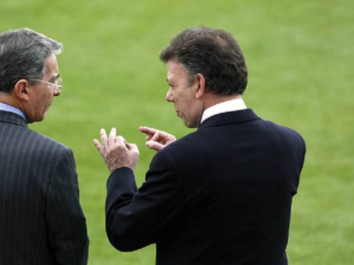 Imagen de Santos sube a 38% tras la firma sobre el fin del conflicto con las Farc