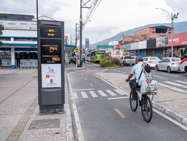 El barrio el Perpetuo Socorro, estrenó el primer contador de bicicletas en Medellín
