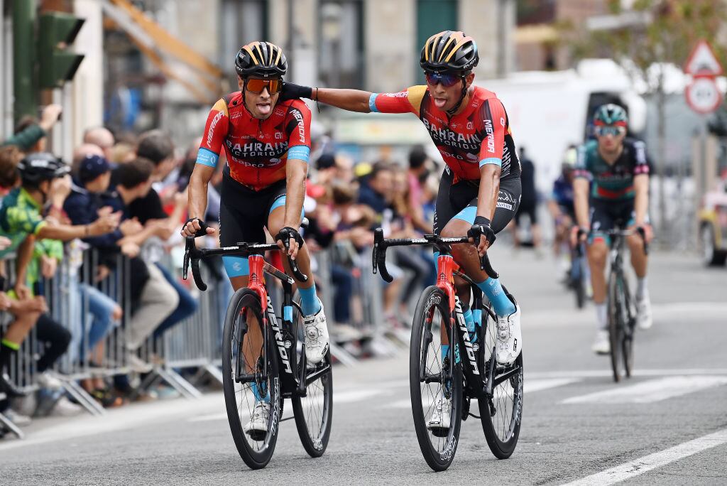 Mikel Landa y Santiago Buitrago trsa cruzar la meta en la etapa 20 de la Vuelta España (Photo by Tim de Waele/Getty Images)