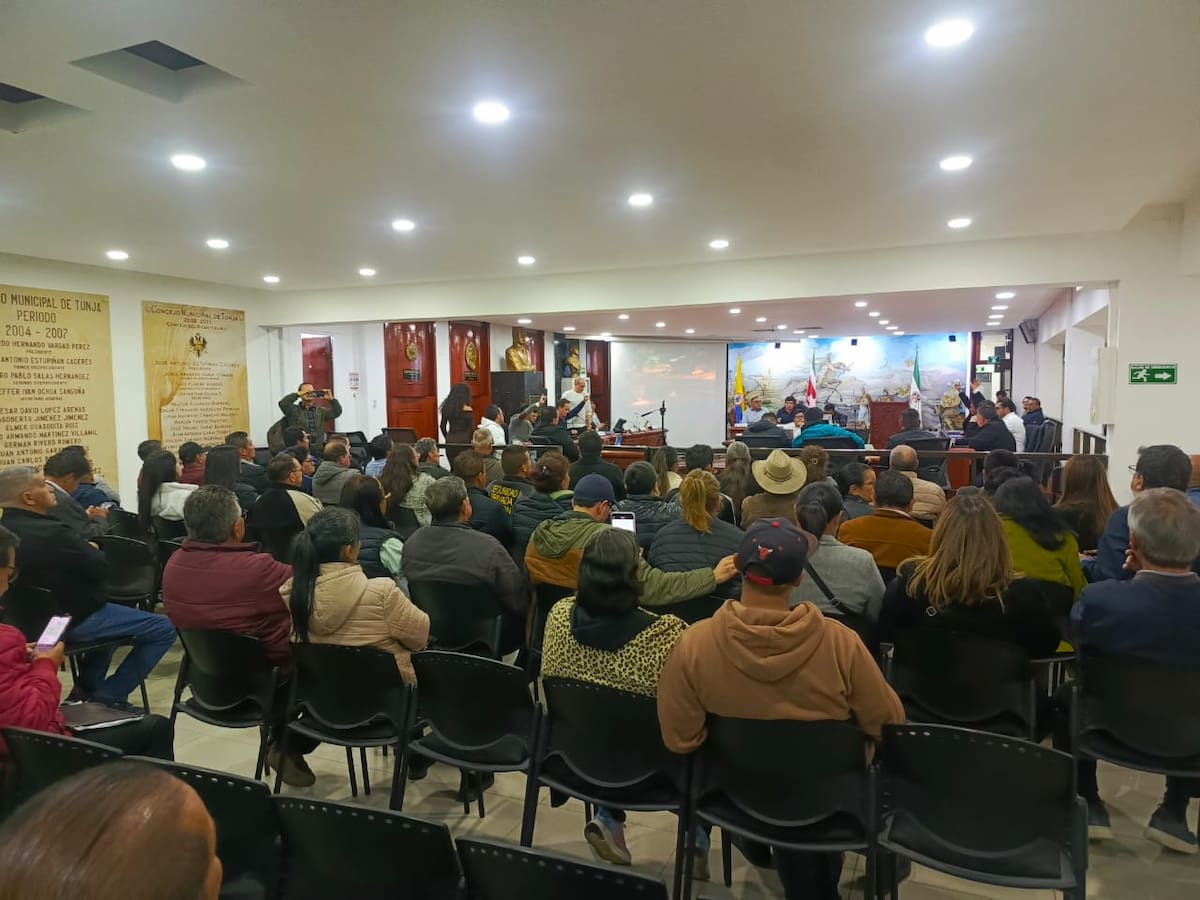 Concejales denuncian irregularidades en contrato de $15 mil millones firmado en Tunja