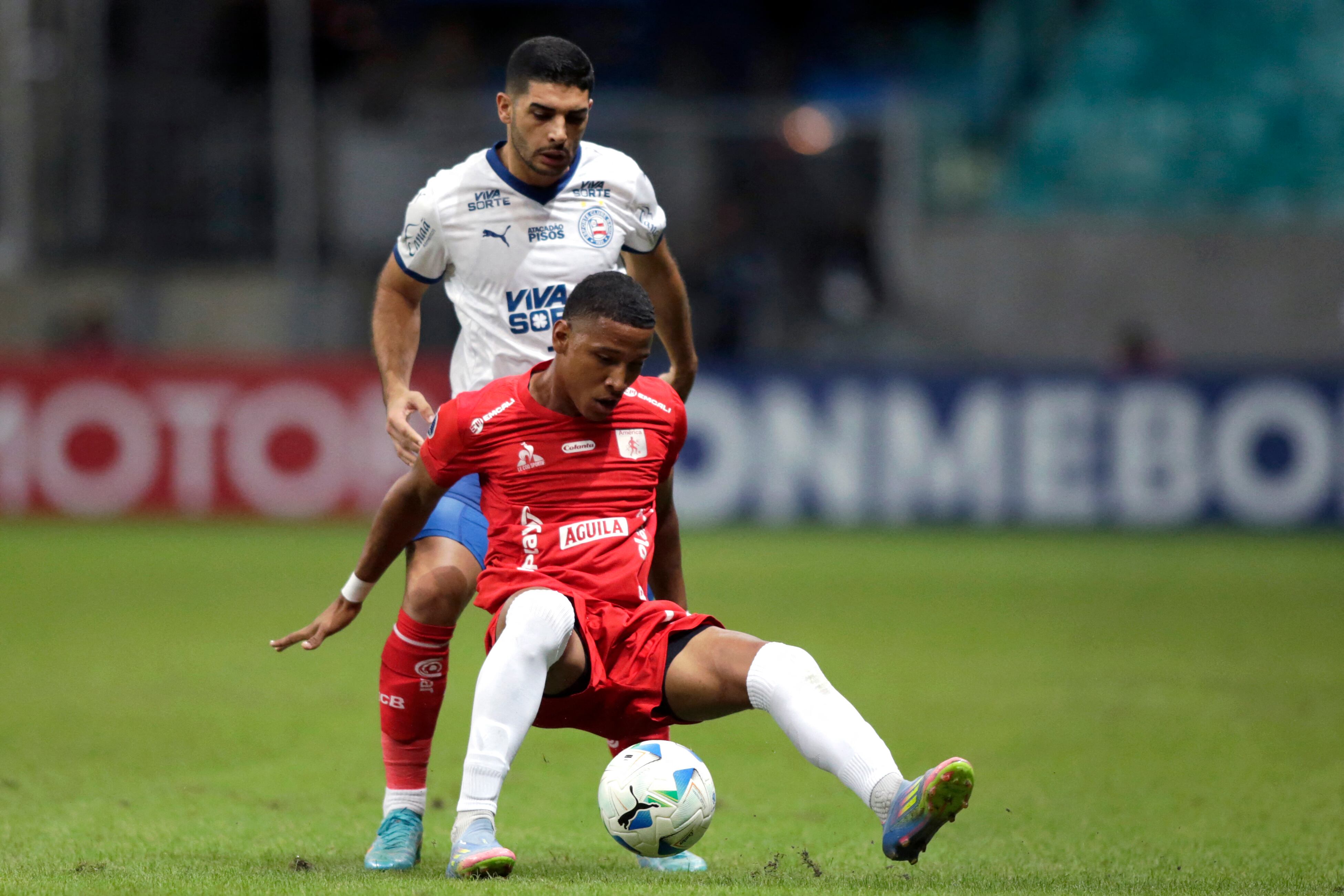 América empata con Bahía en los play-offs de Copa Sudamericana: reviva acá el partido de ida. (Photo by Arisson MARINHO / AFP) (Photo by ARISSON MARINHO/AFP via Getty Images)