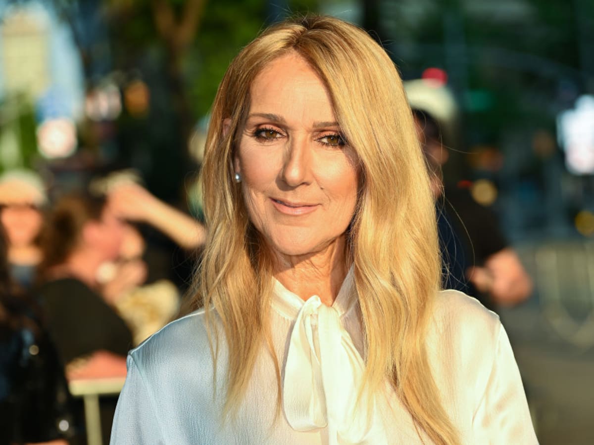La cantante canadiense Céline Dion regresa a los escenarios tras sus problemas de salud