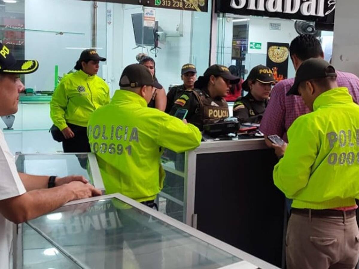 En Ibagué sorprendieron a un comerciante con 150 celulares robados