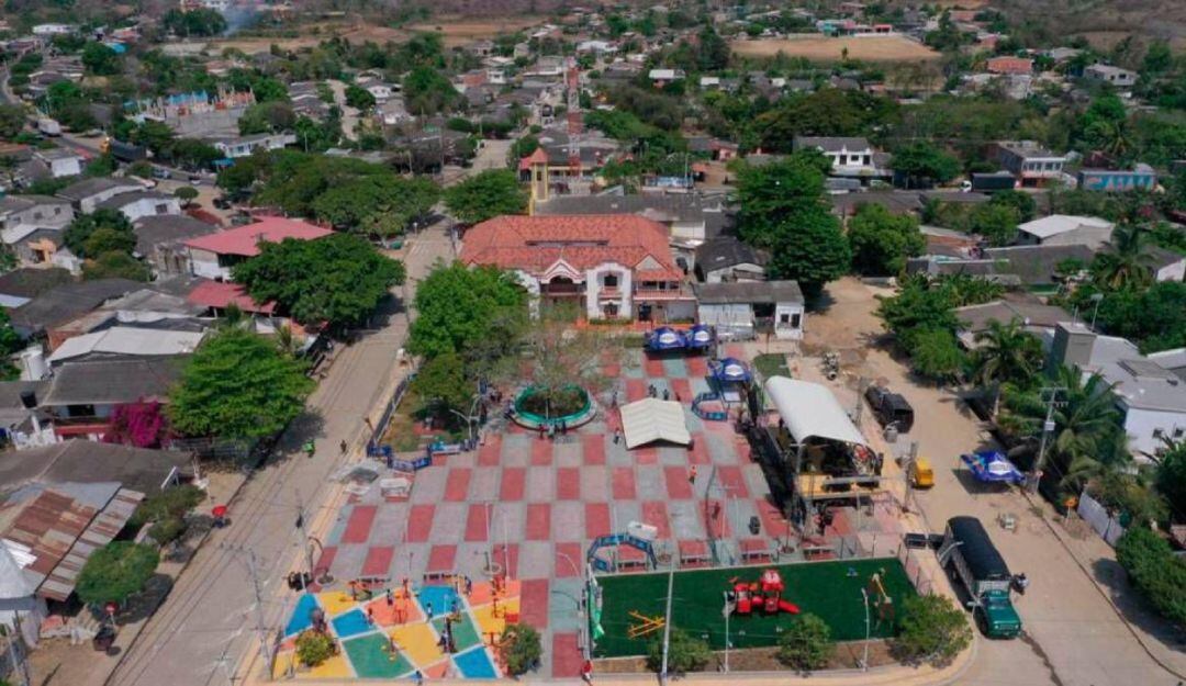 La administración municipal solicitó a los pobladores tomar medidas para proteger los techos de sus viviendas