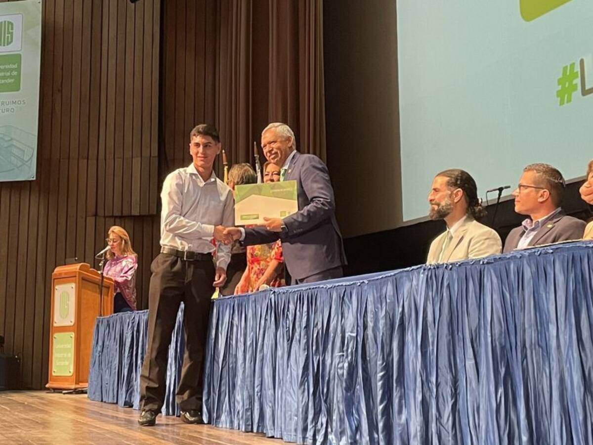 Rector de la UIS aun no retira carta de renuncia